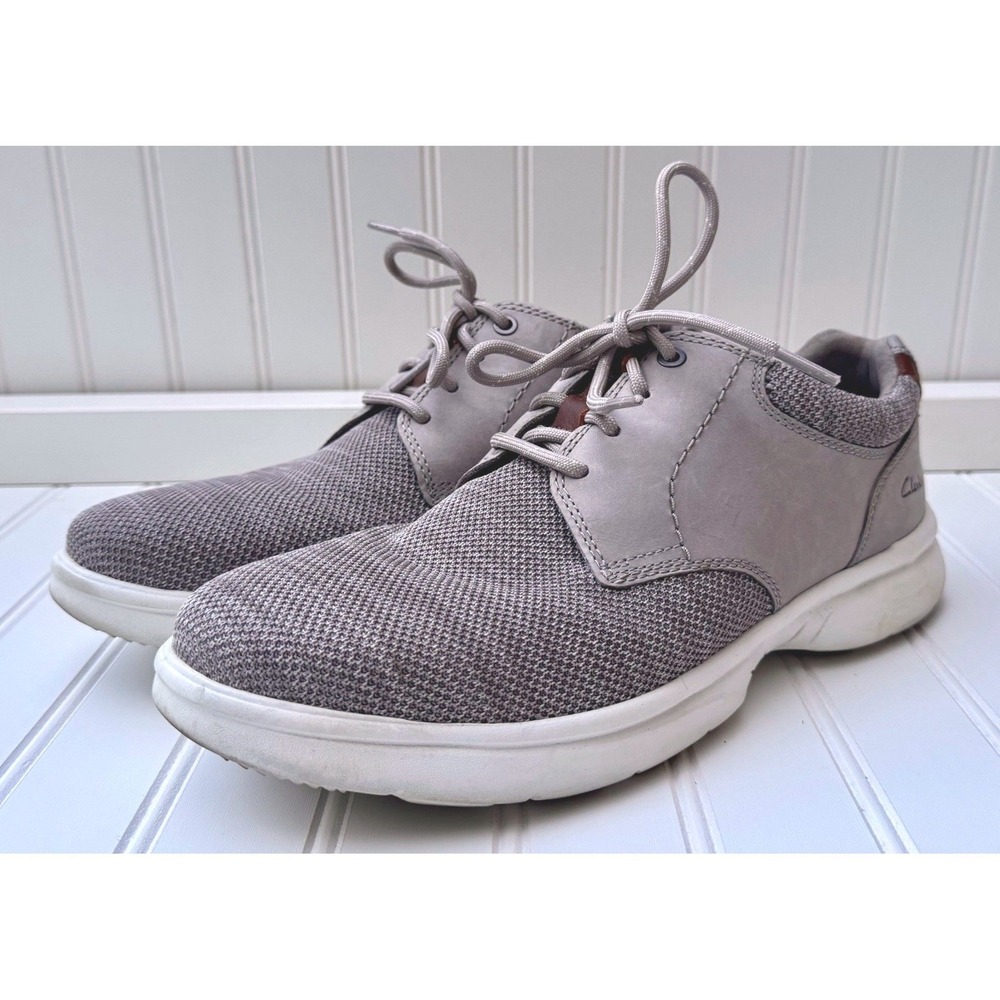 Clarks Collection Extreme Comfort Mens 10.5 W Grey Leather Mesh Sneakers